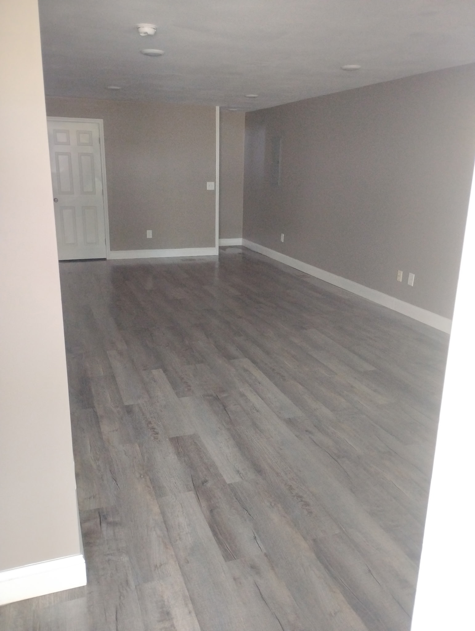 1611 Chinquapin Grove Road